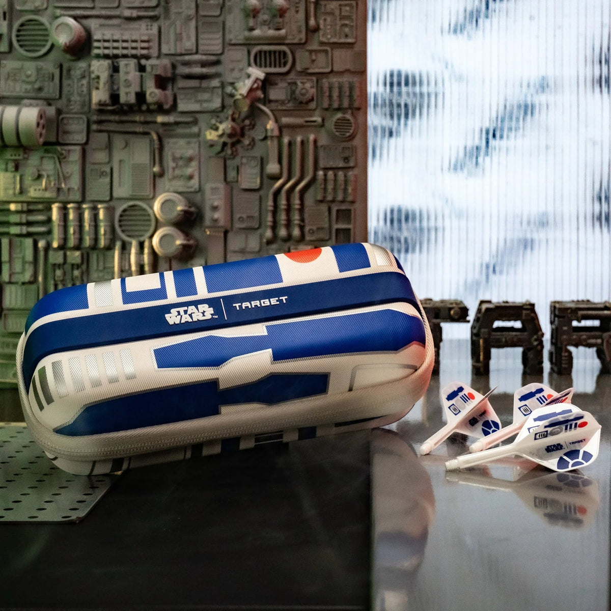 Target Star Wars R2D2 BOA Dart Wallet